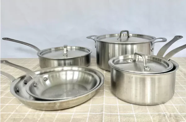 non stick vs stainless steel